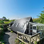 Vakantiehuis Stunning In Allinge-Sandvig