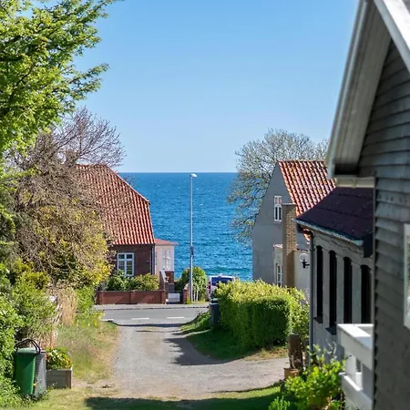 Holiday home Gorgeous In With Kitchen Allinge-Sandvig