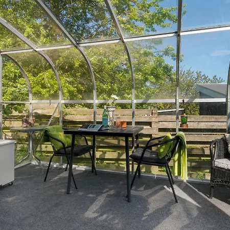 Holiday home Gorgeous In With Kitchen *